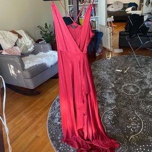 BCBGMAXAZRIA RED gown size large